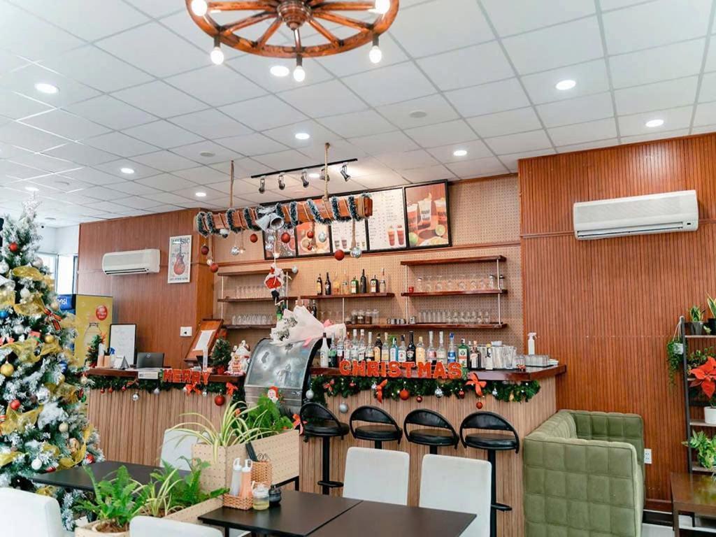 Aurora Hotel Plaza Biên Hòa Extérieur photo