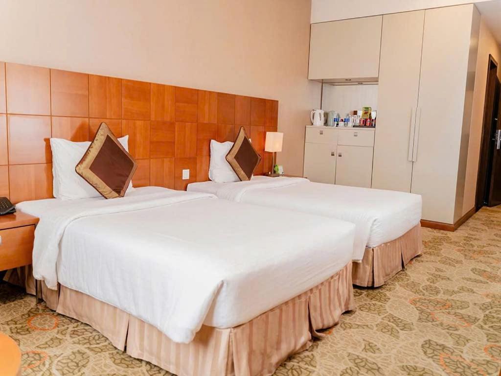 Aurora Hotel Plaza Biên Hòa Extérieur photo