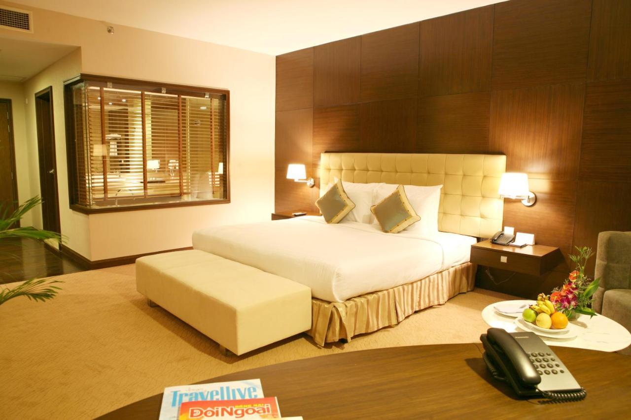 Aurora Hotel Plaza Biên Hòa Extérieur photo